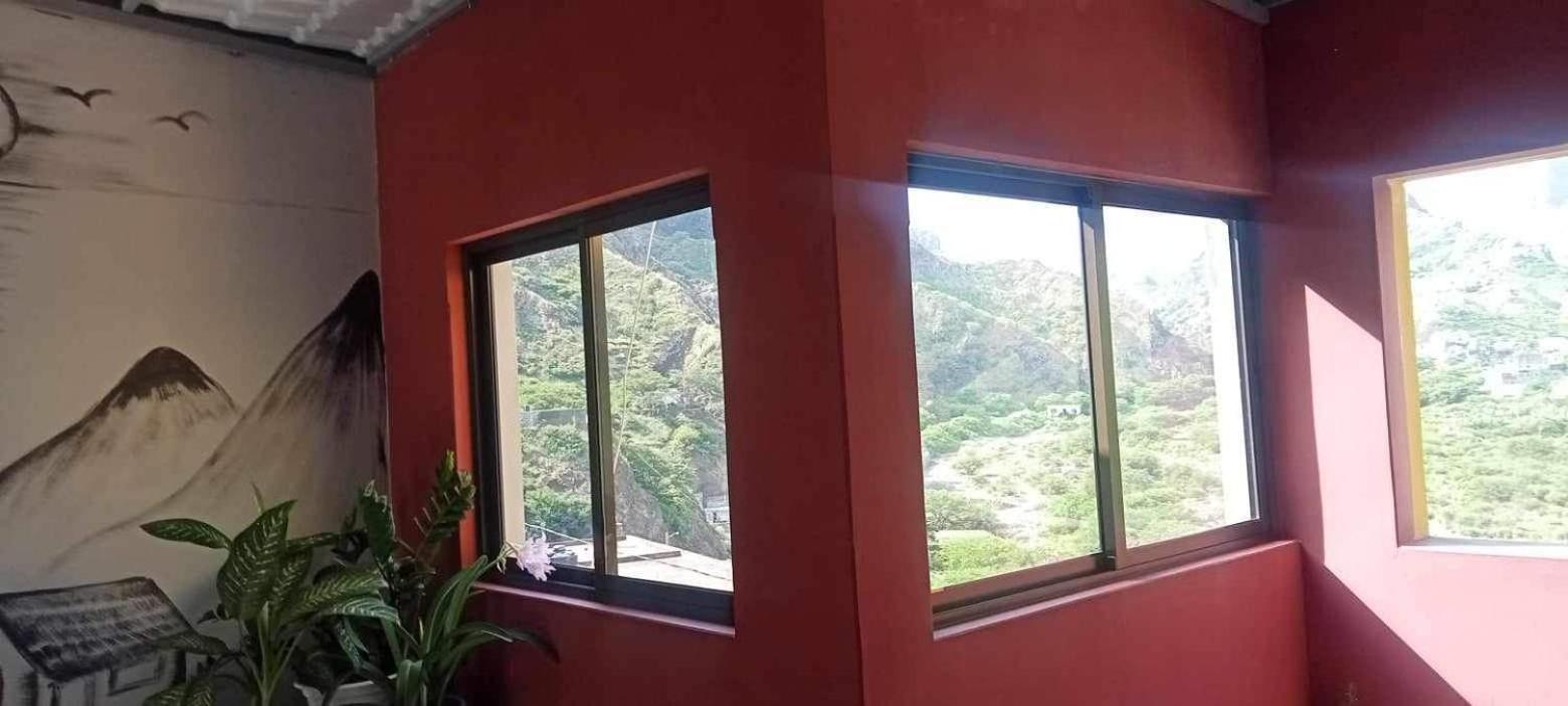 Casa Familiar Por Do Sol Acomodação com café da manhã Ribeira Grande Exterior foto